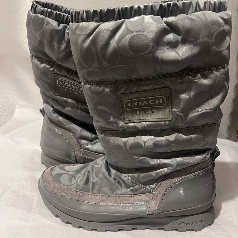 Coach Demure Winter Grey Silver Boots